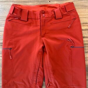 North Face Women’s Ski / Snowboard Pant SZ M